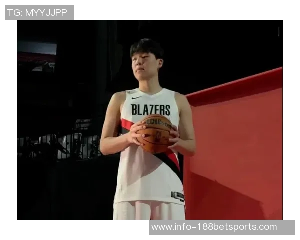 杨瀚森季前赛表现亮眼场均8分35板新赛季期待更大突破与进步 杨瀚森季前赛表现亮眼场均8分35板新赛季期待更大突破与进步